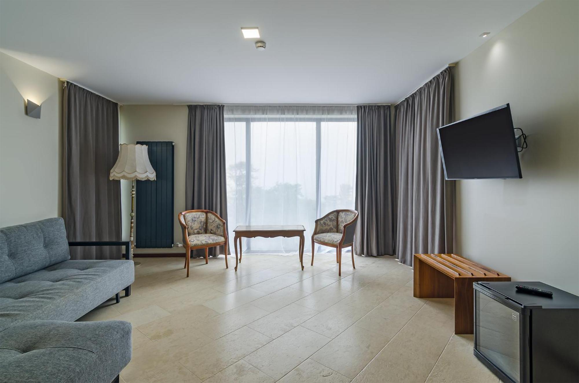 Villa Ambra Tyulenovo Ngoại thất bức ảnh