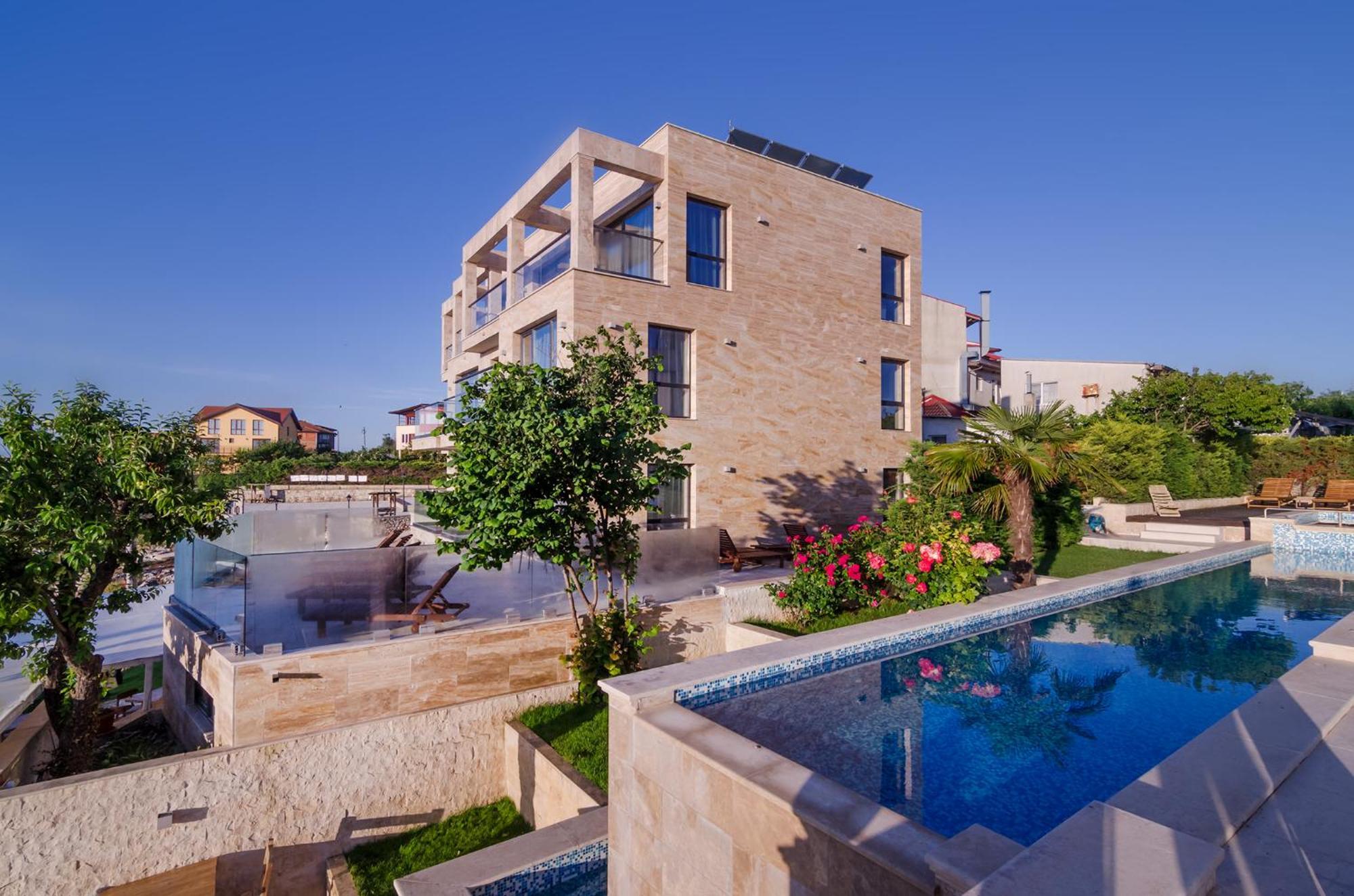 Villa Ambra Tyulenovo Ngoại thất bức ảnh