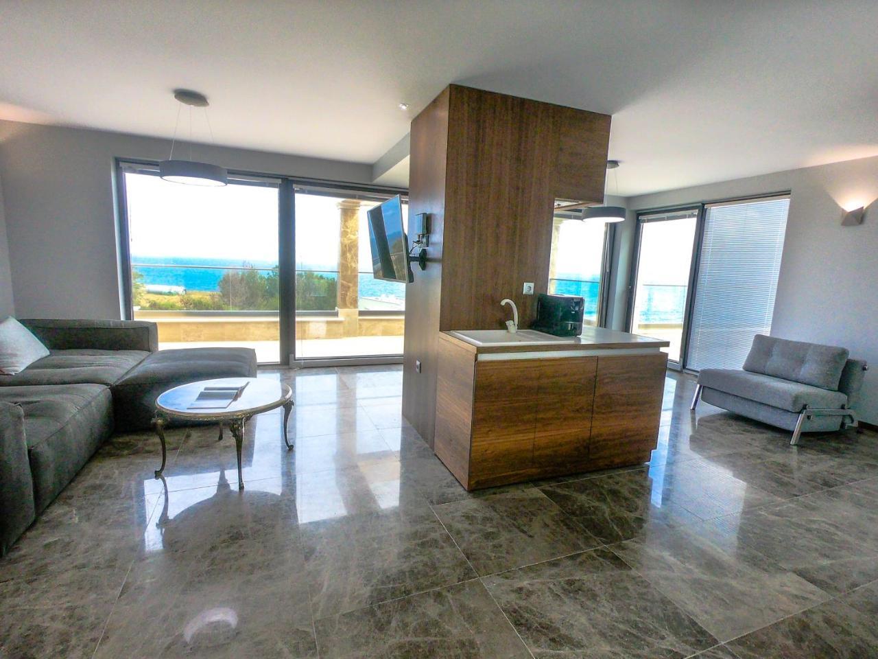 Villa Ambra Tyulenovo Ngoại thất bức ảnh